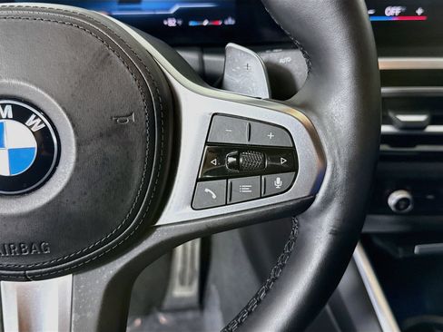 Used 2023 BMW 330i Sedan w/ M Sport Package RWD image 15