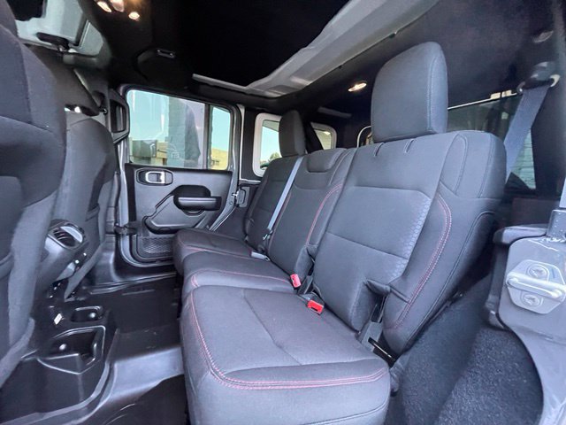 Used 2023 Jeep Wrangler Unlimited Rubicon AWD/4WD image 24