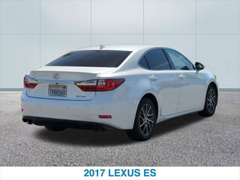Used 2017 Lexus ES 350 w/ Premium Package FWD image 7