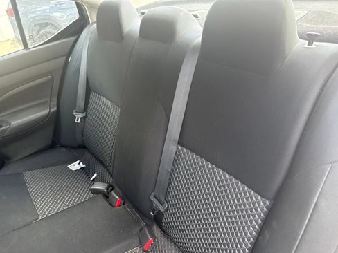 Used 2020 Nissan Versa S FWD image 22