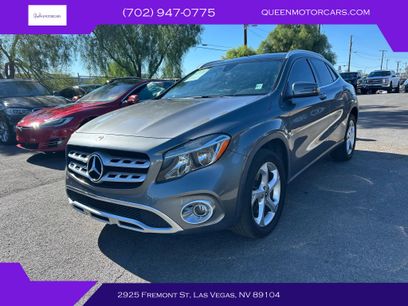 Used 2020 Mercedes-Benz GLA 250 4MATIC w/ Premium Package