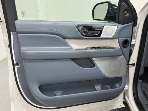 Used 2018 Lincoln Navigator Black Label w/ Cargo Package AWD/4WD image 35