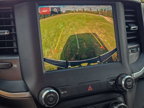 Used 2022 RAM 1500 Big Horn AWD/4WD image 23