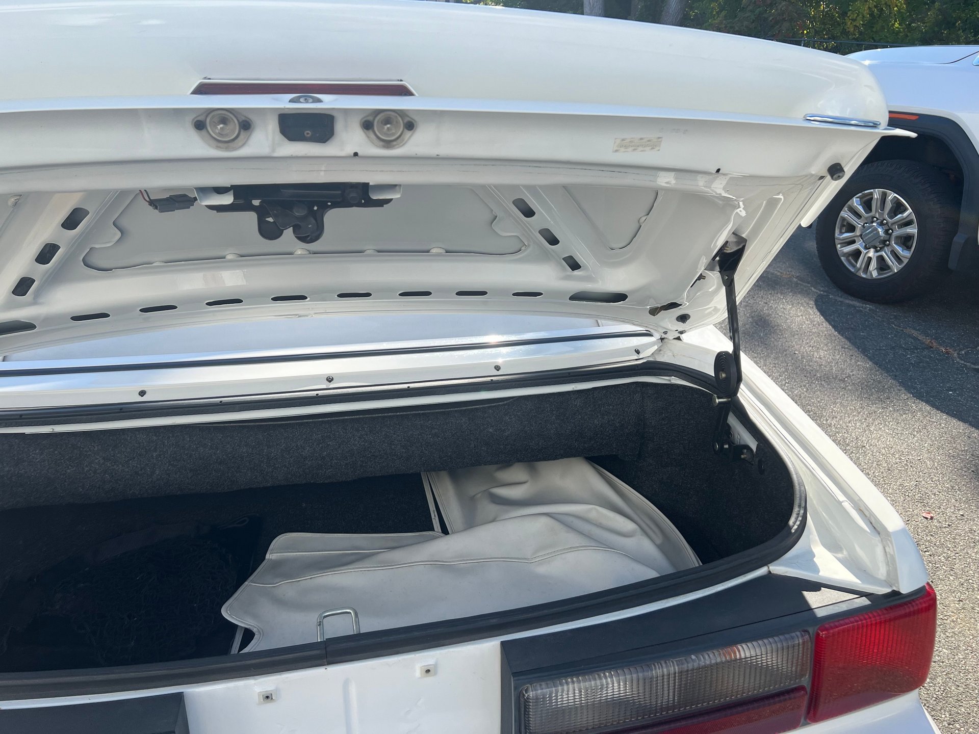 Used 1993 Ford Mustang LX RWD image 21