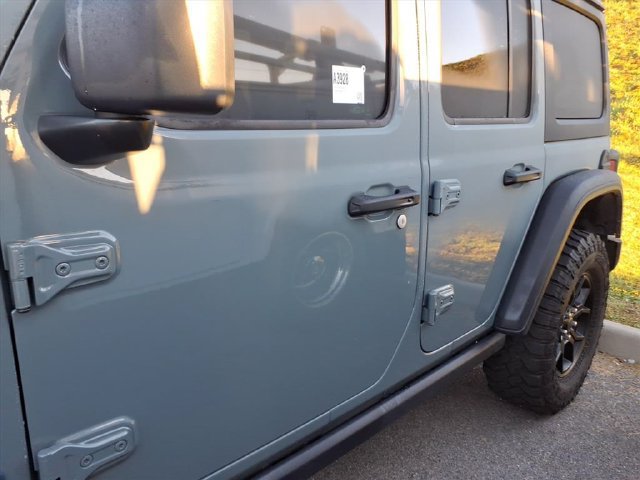 Used 2024 Jeep Wrangler Unlimited AWD/4WD image 5