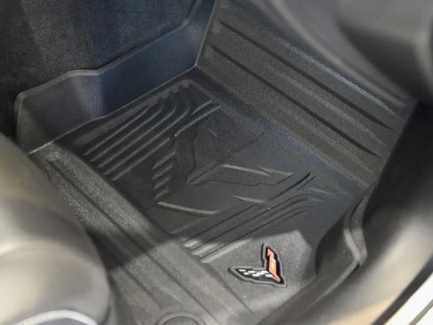 Used 2024 Chevrolet Corvette Stingray Coupe RWD image 25