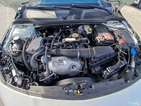 Used 2015 Mercedes-Benz CLA 250 image 22