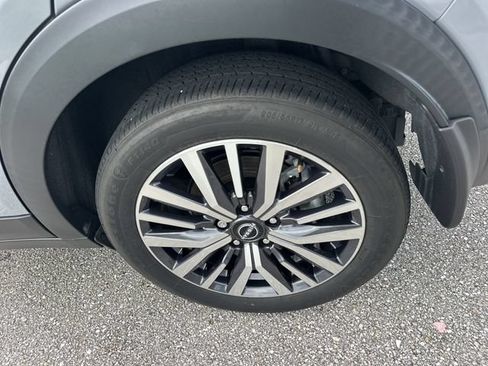 Certified 2023 Nissan Kicks SV FWD image 14