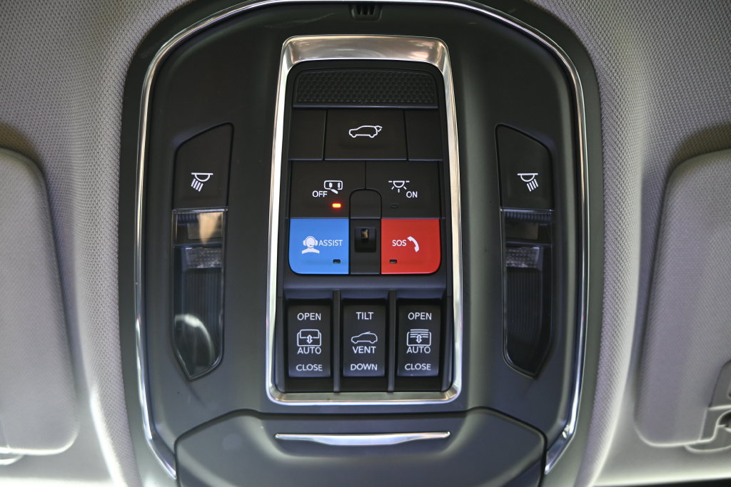 Used 2023 Jeep Grand Cherokee 4WD 4xe image 33
