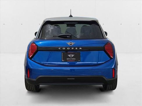 Used 2026 MINI Cooper 4-Door Hardtop FWD image 6