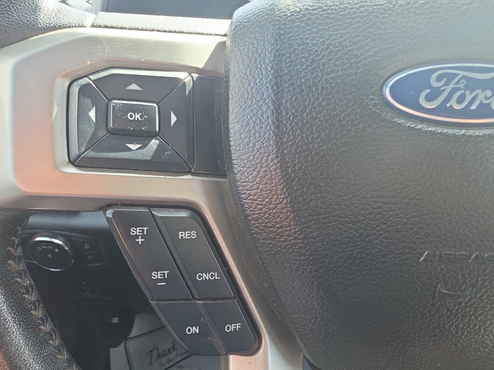 Used 2019 Ford F350 Lariat w/ Lariat Value Package AWD/4WD image 14