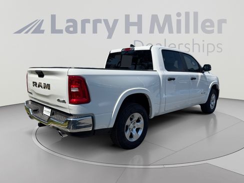 New 2026 RAM 1500 Big Horn AWD/4WD image 5