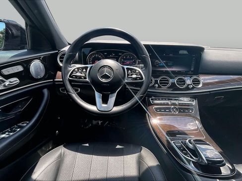 Used 2019 Mercedes-Benz E 450 4MATIC Sedan image 6