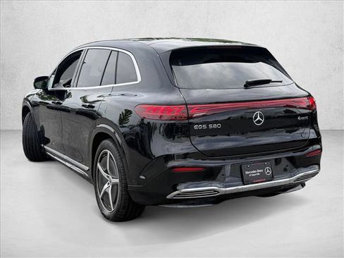 Used 2023 Mercedes-Benz EQS 580 4MATIC SUV image 7