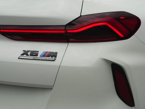 Used 2025 BMW X6 M Competition w/ Executive Package AWD/4WD image 52