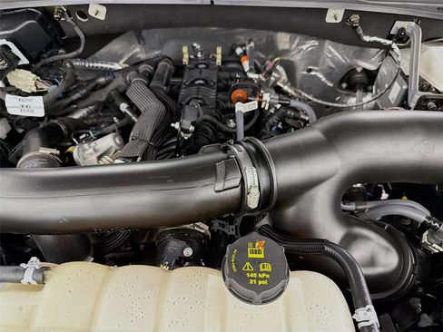 Used 2025 Ford Expedition Max Platinum image 33