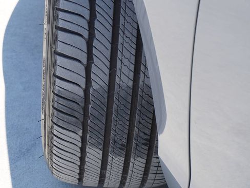 Used 2025 Honda Accord Touring image 5