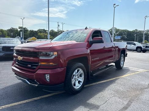 Used 2019 Chevrolet Silverado 1500 LT w/ All Star Edition AWD/4WD image 2