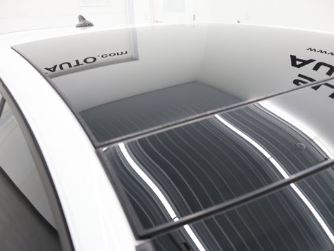 Used 2024 Volkswagen Golf R image 4