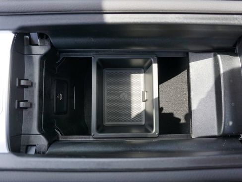 Certified 2025 Mercedes-Benz GLC 300 4MATIC image 37