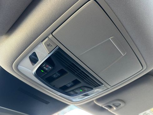 Certified 2025 Acura MDX SH-AWD w/ Technology Package image 24