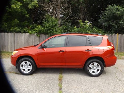 Used 2007 Toyota RAV4 4WD image 2