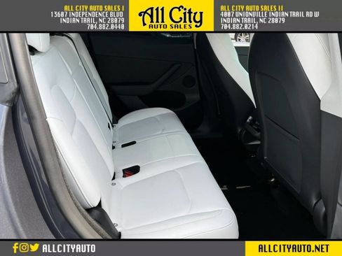 Used 2022 Tesla Model Y Performance AWD/4WD image 22