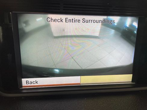 Used 2010 Mercedes-Benz E 350 E 350 Luxury 4MATIC AWD 4dr Se image 34