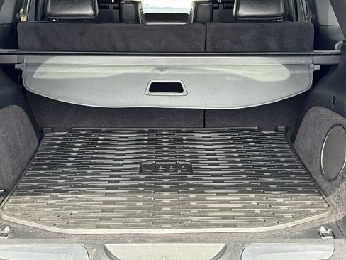 Used 2018 Jeep Grand Cherokee Overland AWD/4WD image 21
