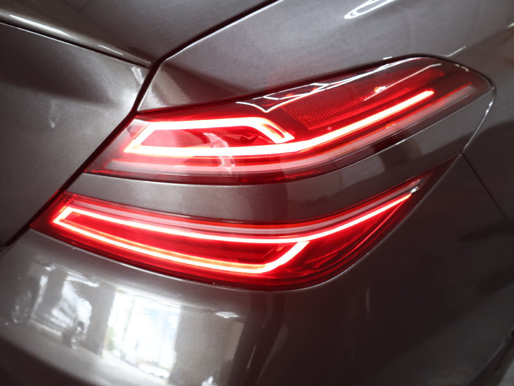 Used 2023 Genesis G70 2.0T w/ Sport Prestige Package RWD image 33