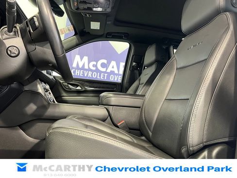 Used 2023 GMC Yukon Denali w/ Denali Reserve Package image 29