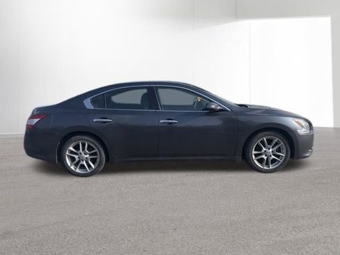 Used 2010 Nissan Maxima 3.5 S image 4