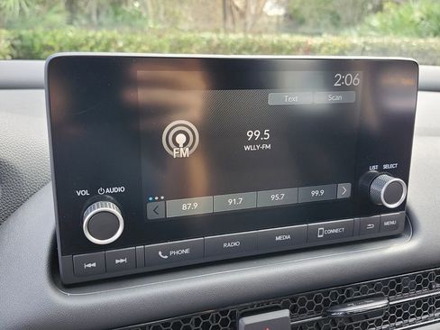 Certified 2023 Honda HR-V LX image 27