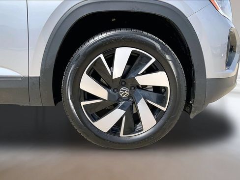 Certified 2026 Volkswagen Atlas Cross Sport SE AWD/4WD image 9