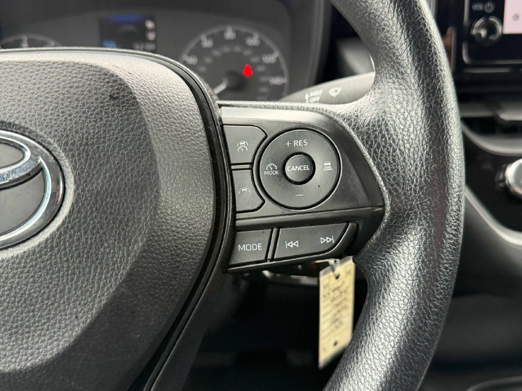 Used 2024 Toyota Corolla LE FWD image 37