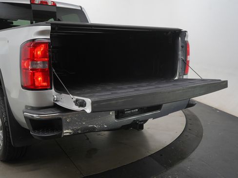 Used 2015 GMC Sierra 1500 SLT w/ SLT Crew Cab Value Package image 9
