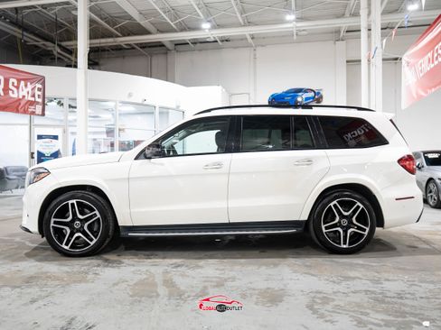 Used 2018 Mercedes-Benz GLS 550 4MATIC w/ Driver Assistance Package image 4