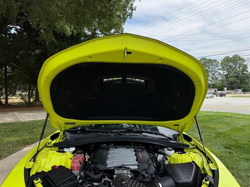 Used 2021 Chevrolet Camaro SS RWD image 68