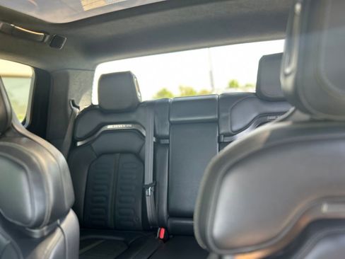 Used 2023 Rivian R1T Adventure AWD/4WD image 13