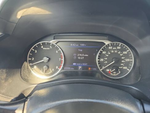 Used 2021 Nissan Altima 2.5 SV w/ SV Premium Package AWD/4WD image 25