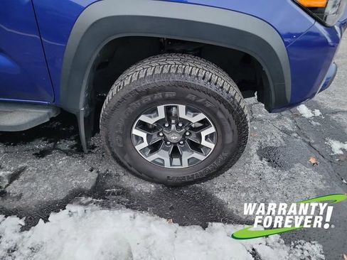 Used 2022 Toyota Tacoma TRD Off-Road w/ Technology Package image 19