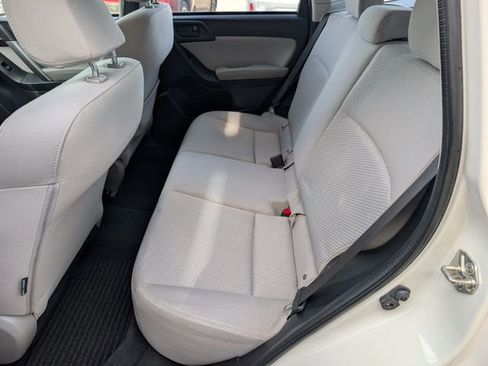 Used 2016 Subaru Forester 2.5i w/ Alloy Wheel Package image 25