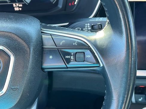 Used 2020 Audi Q3 2.0T Premium w/ Convenience Package image 15