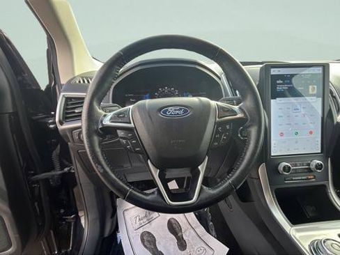 Used 2023 Ford Edge SEL image 13