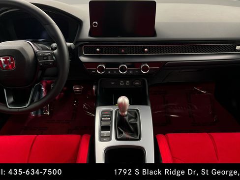 Used 2025 Honda Civic Type R image 13