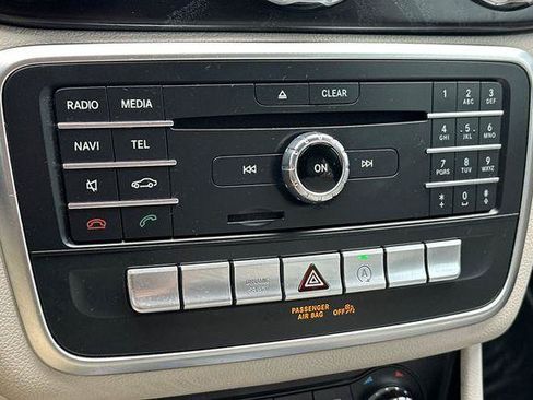 Used 2018 Mercedes-Benz GLA 250 image 20