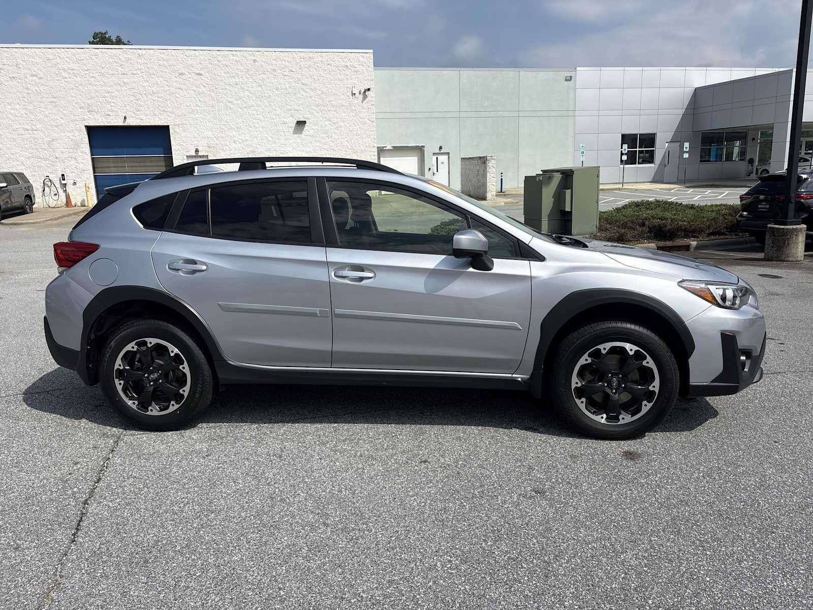 Used 2023 Subaru Crosstrek 2.0i Premium AWD/4WD image 5