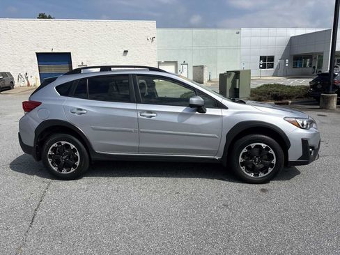 Used 2023 Subaru Crosstrek 2.0i Premium AWD/4WD image 5