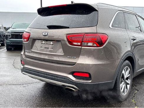 Used 2019 Kia Sorento EX AWD/4WD image 12