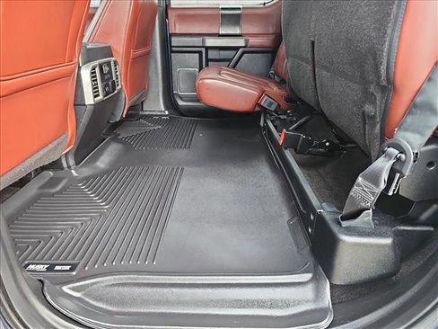 Used 2018 Ford F150 Platinum w/ Equipment Group 701A Luxury image 26